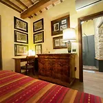 בית נופש Degli Alessandri House *