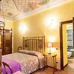 Degli Alessandri House