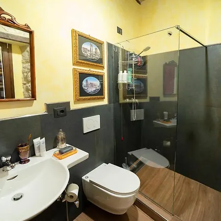 Casa vacanze Degli Alessandri House *