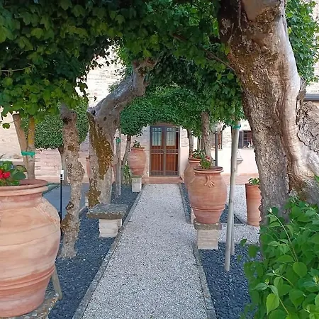 Degli Alessandri House *