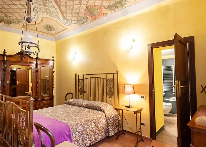 Degli Alessandri House